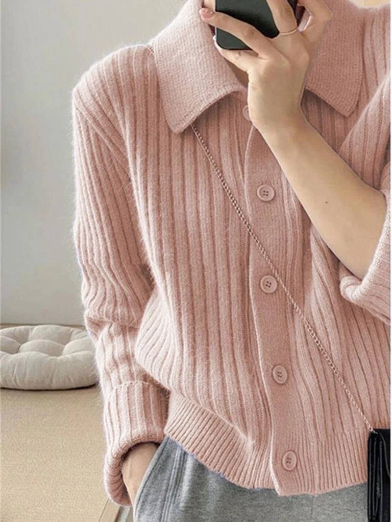 Turn Down Collar Cardigan Women 2023 Fashion Autumn Winter Single Breasted Sweater Casual Long Sleeve Knitted Cardigan
Turn Down Collar Cardigan Women 2023 Fashion Autumn Winter Single Breasted Sweater Casual Long Sleeve Knitted Cardigan