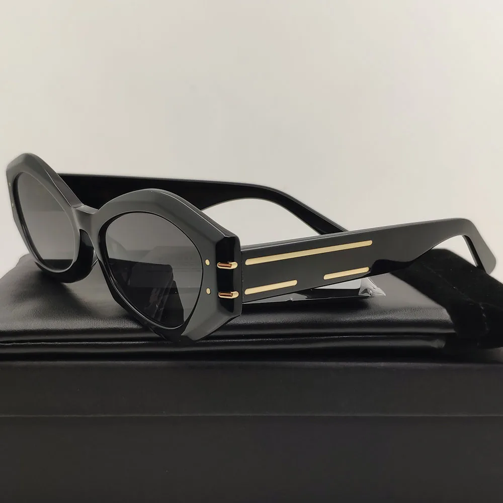 Small Acetate Black Sunglasses Brand Designer Eyewear Female Shades For Women Fashion Sunglasses Men Women Sun Glasses
Small Acetate Black Sunglasses Brand Designer Eyewear Female Shades For Women Fashion Sunglasses Men Women Sun Glasses