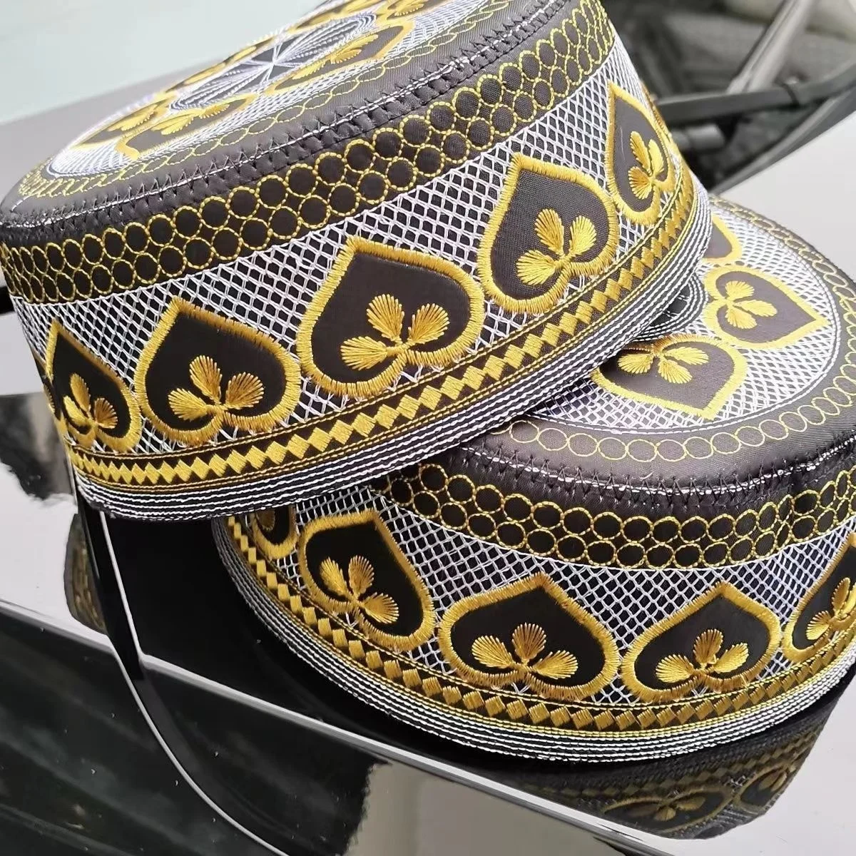 Muslim Men Hat Male Cap Prayer Kufi Printed Quality Embroidery Islam Bonnet Islamic Hijab Saudi Arabia Turban New Arrival 2023
Muslim Men Hat Male Cap Prayer Kufi Printed Quality Embroidery Islam Bonnet Islamic Hijab Saudi Arabia Turban New Arrival 2023