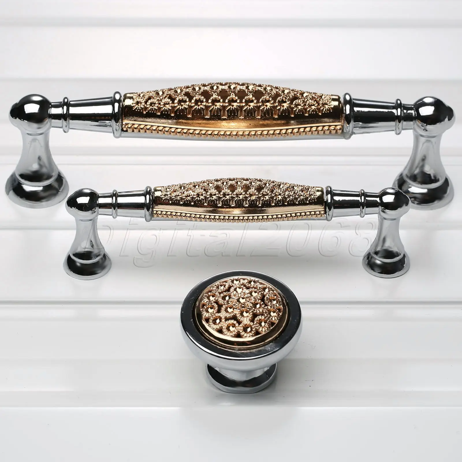 High Quality European Rose Gold Chrome Cabinet Handle Wardrobe Door Pulls Dresser Drawer Handles Kitchen Cupboard Handle Knobs
High Quality European Rose Gold Chrome Cabinet Handle Wardrobe Door Pulls Dresser Drawer Handles Kitchen Cupboard Handle Knobs