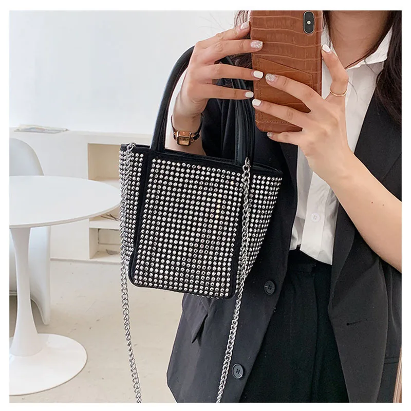 Rhinestone Bucket Shoulder Bag 2022 Luxury Designer Chain Crossbody Bag for Women Small Tote Bag Korean Fashion High Quality
Rhinestone Bucket Shoulder Bag 2022 Luxury Designer Chain Crossbody Bag for Women Small Tote Bag Korean Fashion High Quality