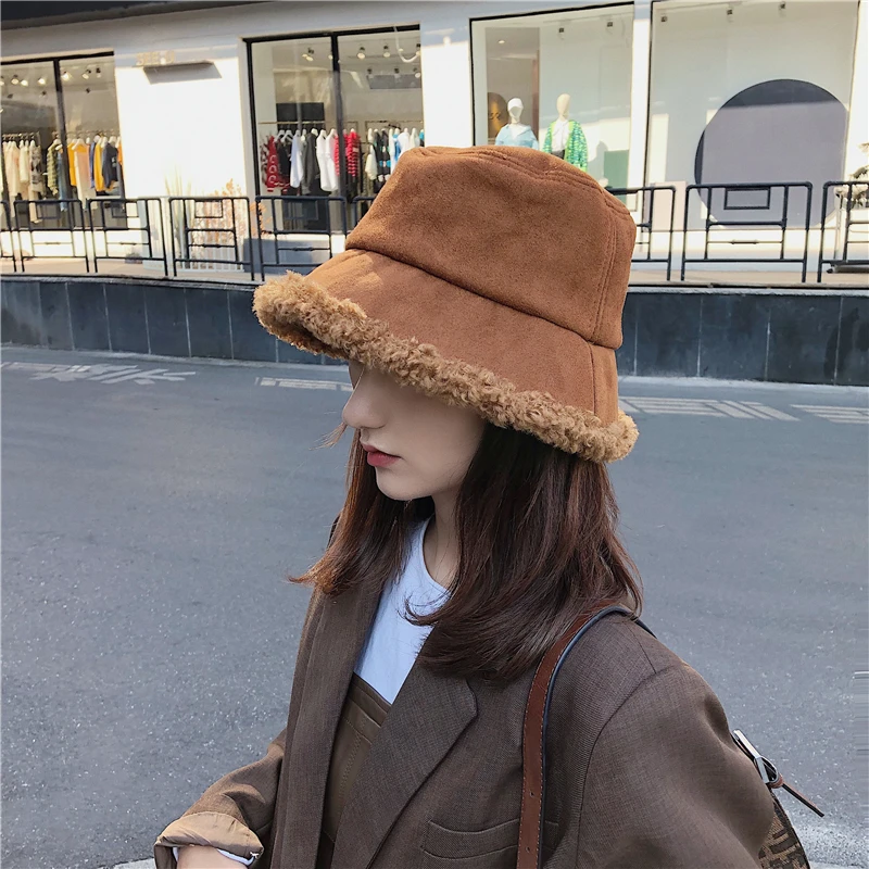 Warm Women Bucket Hat Winter Suede Artificial Fur Thick Warm Plush Female Cap Wool Fleece Fisherman Caps Sunscreen Cap
Warm Women Bucket Hat Winter Suede Artificial Fur Thick Warm Plush Female Cap Wool Fleece Fisherman Caps Sunscreen Cap