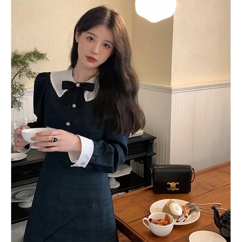 French Retro Plaid Preppy Dress Spring Fall Sweet Girl Peter Pan Collar Cute Bow Mini Dress Long Sleeve Irregular A Line Dress 
French Retro Plaid Preppy Dress Spring Fall Sweet Girl Peter Pan Collar Cute Bow Mini Dress Long Sleeve Irregular A Line Dress