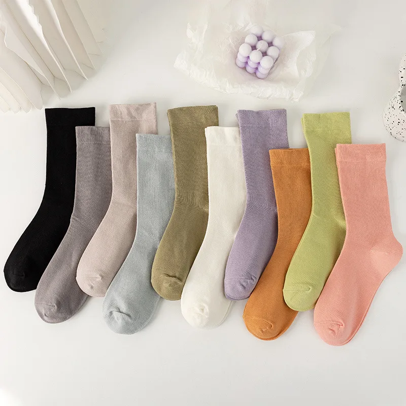 Solid Color Woman Sock Candy Colors Printing for Women Socks Fashion Trend Couples Sox Breathable Autumn Winter Hiking Flight
Solid Color Woman Sock Candy Colors Printing for Women Socks Fashion Trend Couples Sox Breathable Autumn Winter Hiking Flight
