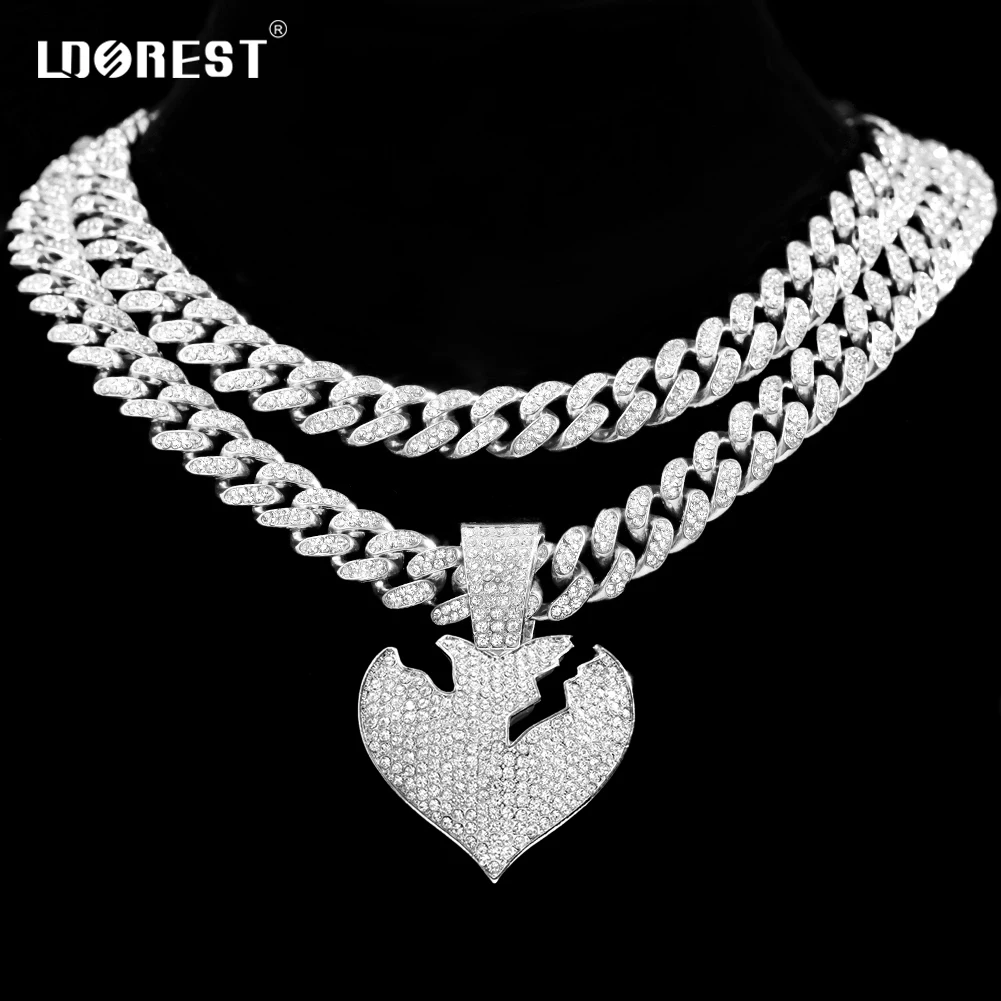 Iced Out Punk Miami Cuban Link Chain For Men Rhinestone Paved Broke Heart Pendant Necklaces Cuban Link Hiphop Rapper Jewelry New
Iced Out Punk Miami Cuban Link Chain For Men Rhinestone Paved Broke Heart Pendant Necklaces Cuban Link Hiphop Rapper Jewelry New