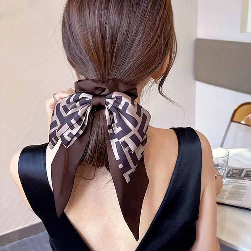 Retro Word Floral Print Women Bow Hair Ribbon Rubber Strings Temperament Lady Bowknot Hair Rope Hairwear Fashion Hair Accessory
Retro Word Floral Print Women Bow Hair Ribbon Rubber Strings Temperament Lady Bowknot Hair Rope Hairwear Fashion Hair Accessory