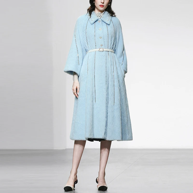 2022 Winter runway fashion Women's coats Elegant Blue Faux Fur Coats Female clothing Long Sleeve Thick Warm Outerwears
2022 Winter runway fashion Women's coats Elegant Blue Faux Fur Coats Female clothing Long Sleeve Thick Warm Outerwears
