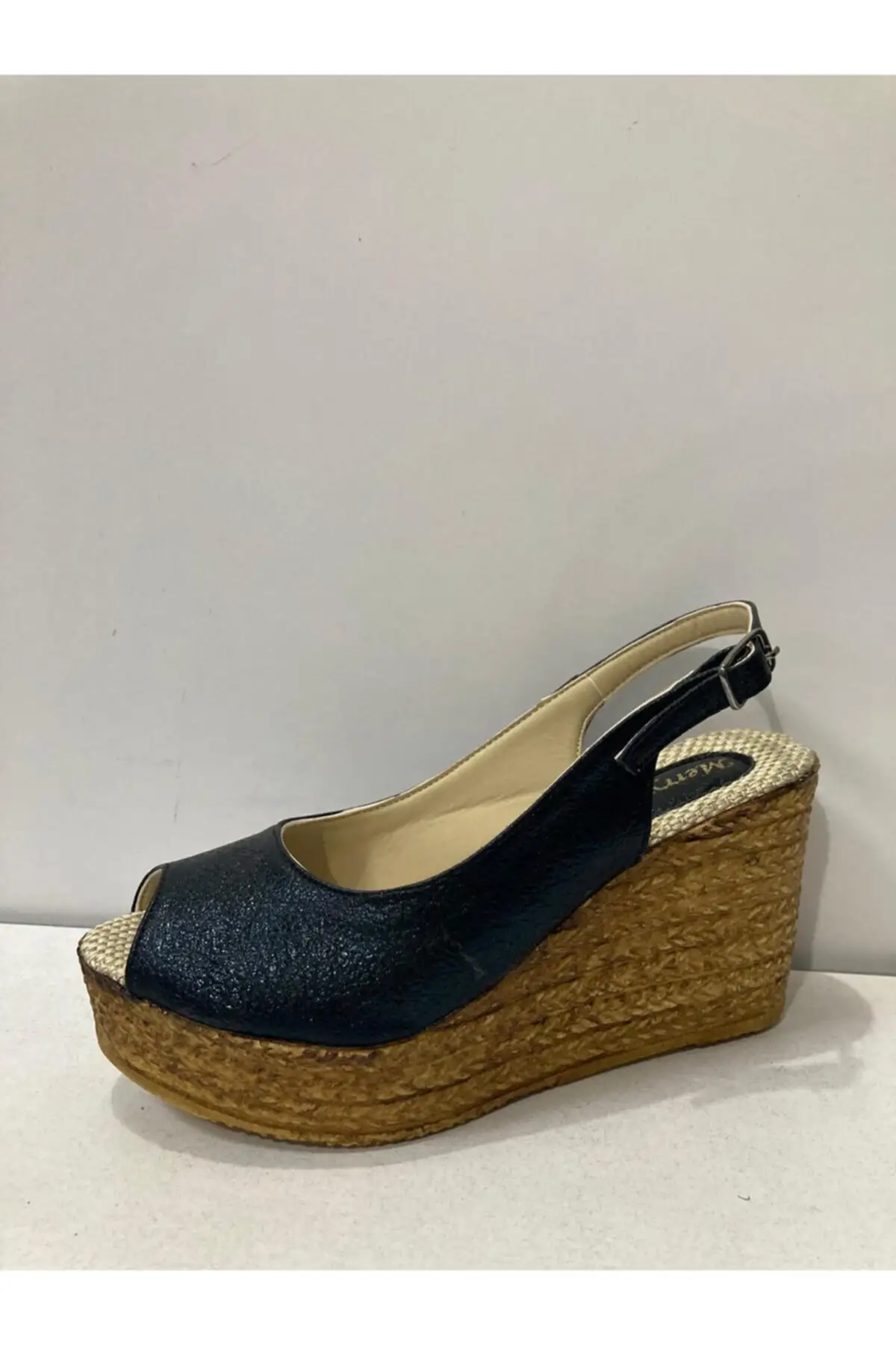 Women Sandals Wedge Heel 2022 New Summer Comfort Breathable Casual Quality Ladies Fashion Light Sandals Beach Shoes
Women Sandals Wedge Heel 2022 New Summer Comfort Breathable Casual Quality Ladies Fashion Light Sandals Beach Shoes