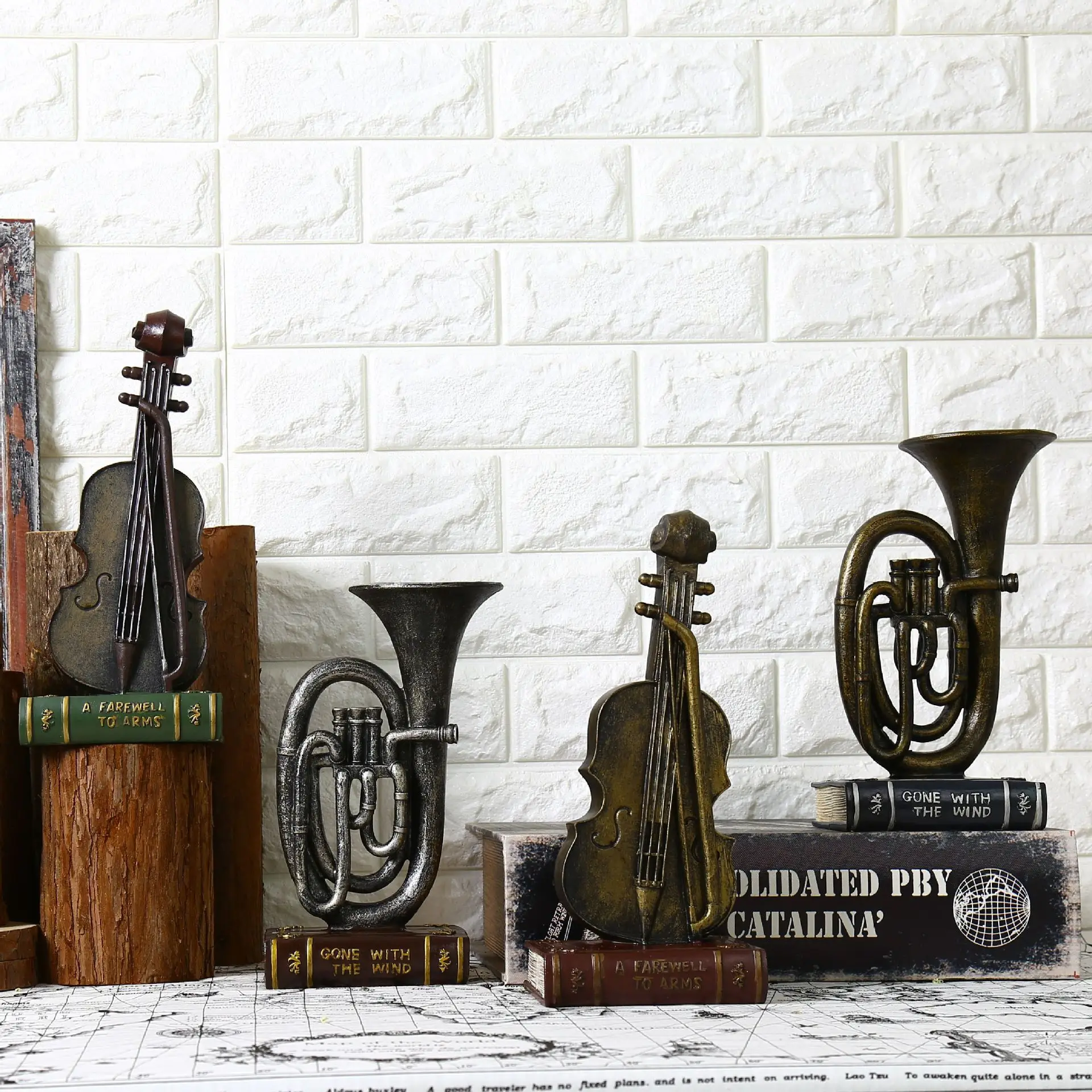 European-style musical instruments do old coffee shop bar home accessories living room bedroom TV cabinet decoration ornaments
European-style musical instruments do old coffee shop bar home accessories living room bedroom TV cabinet decoration ornaments