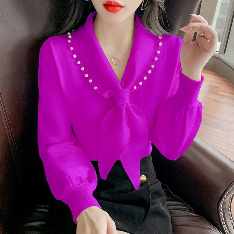 Women Fashion V-Neck Beading Bow Long Sleeve Top Loose Casual Spring Autumn Pullovers Long Sleeve Commute Woman Clothing Shirt
Women Fashion V-Neck Beading Bow Long Sleeve Top Loose Casual Spring Autumn Pullovers Long Sleeve Commute Woman Clothing Shirt