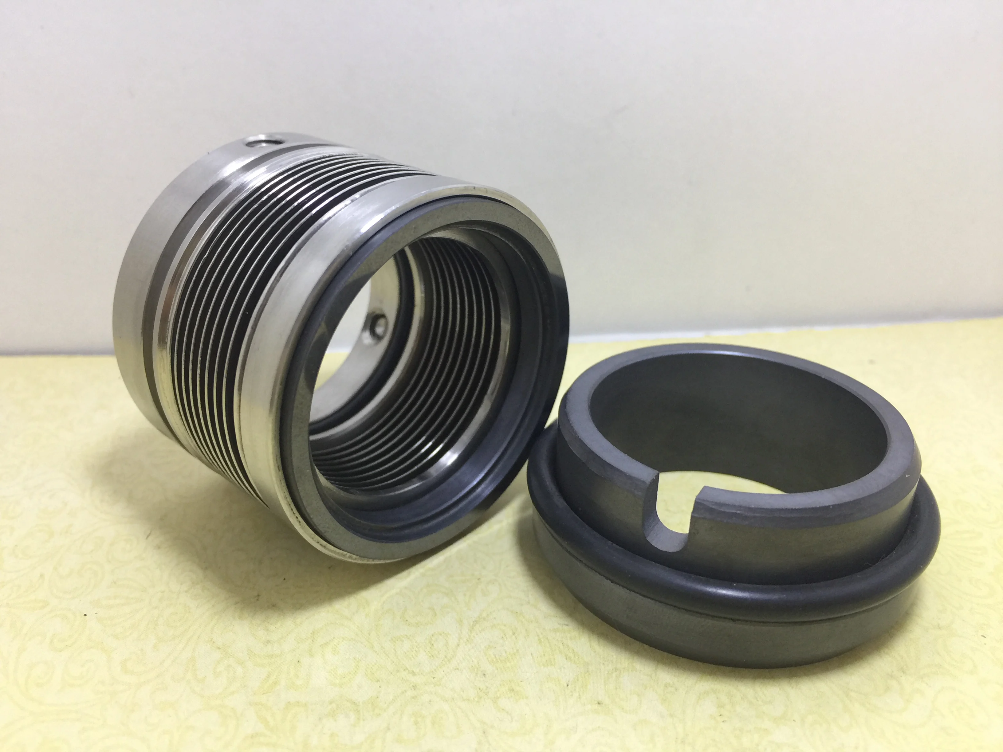 

MFL85N-58 TLANMP Mechanical Seals , MFL85N/58-G9 high temperature Metal bellow Seals (Shaft Size:58mm)