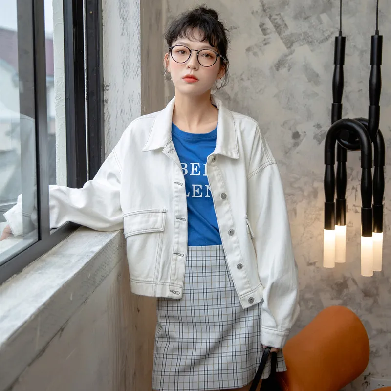 Autumn Aging Casual Denim Jacket Women's Short Long Sleeved Jacket White Cardigan Jacket Denim Polo Collar
Autumn Aging Casual Denim Jacket Women's Short Long Sleeved Jacket White Cardigan Jacket Denim Polo Collar