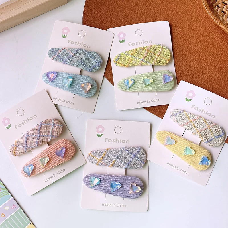2PCS Set Cloth Color Striped Plaid Diamond Heart Love Oval Hair Clip For Girl Kids Cute Kawaii Fairy Hairpin Fashion Accessories
2PCS Set Cloth Color Striped Plaid Diamond Heart Love Oval Hair Clip For Girl Kids Cute Kawaii Fairy Hairpin Fashion Accessories