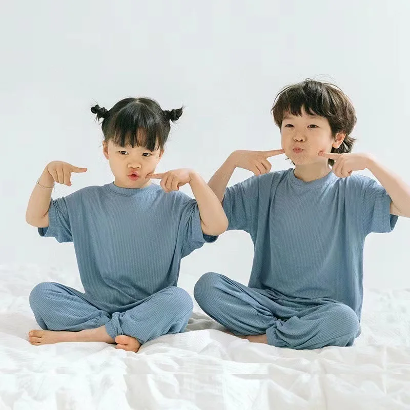 Children's Pajamas Ins Style Summer Thin Boys' Modal Air Conditioning Suit O-neck Short Sleeve Pants Girls' Home Service Suit
Children's Pajamas Ins Style Summer Thin Boys' Modal Air Conditioning Suit O-neck Short Sleeve Pants Girls' Home Service Suit