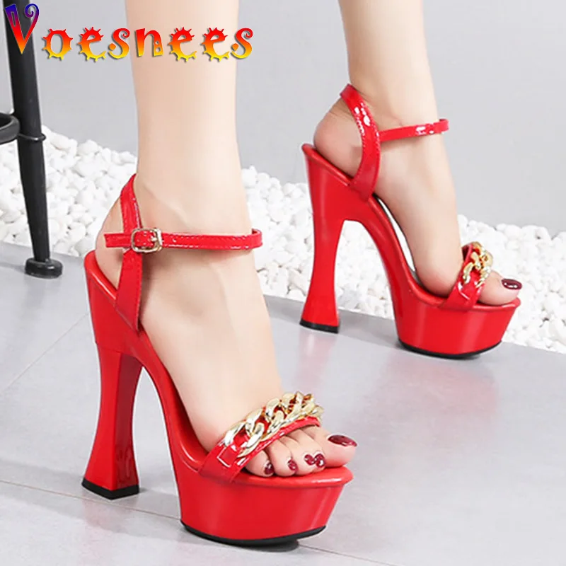 New Square Heel Sandals Female Unique Metal Chain Pole Dancing High Heels Model Runway Show Women Shoes Sandalias Plus Szie 43
New Square Heel Sandals Female Unique Metal Chain Pole Dancing High Heels Model Runway Show Women Shoes Sandalias Plus Szie 43