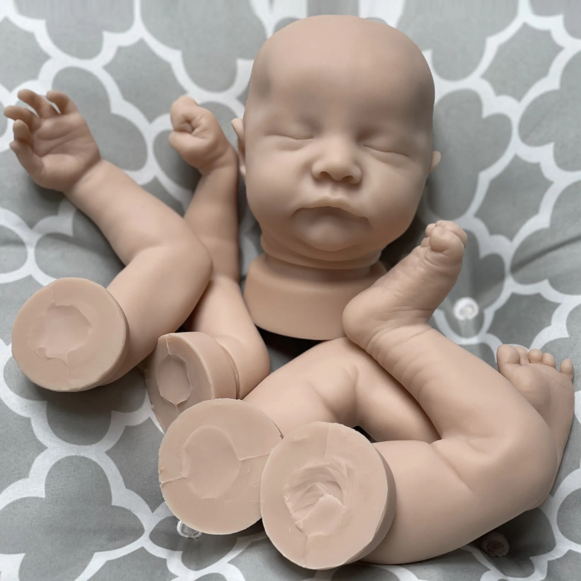 High Quality Solid Silicone Bebe Reborn Doll Kits With Body Unpainted Lovely Handmade DIY Unfinished Pеборн девочка Kукла Pеборн
High Quality Solid Silicone Bebe Reborn Doll Kits With Body Unpainted Lovely Handmade DIY Unfinished Pеборн девочка Kукла Pеборн