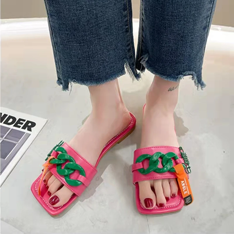 Slippers Women Metal Chain Candy Color Flats Square Head Holiday Beach Shoes New Non-Slip Fashion Simple Summer Slides Sandalias
Slippers Women Metal Chain Candy Color Flats Square Head Holiday Beach Shoes New Non-Slip Fashion Simple Summer Slides Sandalias