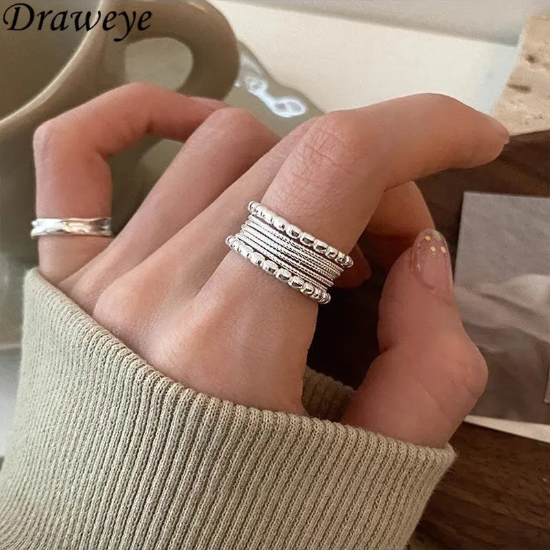 Draweye Metal Rings for Women Hiphop Punk Style Korean Fashion Anillos Mujer Geometric Silver Color Forefinger Ins New Jewelry
Draweye Metal Rings for Women Hiphop Punk Style Korean Fashion Anillos Mujer Geometric Silver Color Forefinger Ins New Jewelry