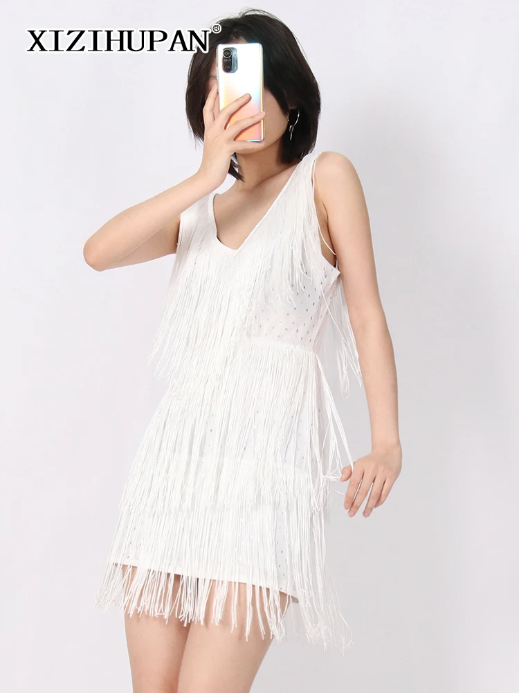 XIZIHUPAN пикантное вечернее лоскутное мини-платье с бахромой и блестками для женщин V-образный вырез без рукавов с высокой талией облегающие пл...
XIZIHUPAN пикантное вечернее лоскутное мини-платье с бахромой и блестками для женщин V-образный вырез без рукавов с высокой талией облегающие пл...