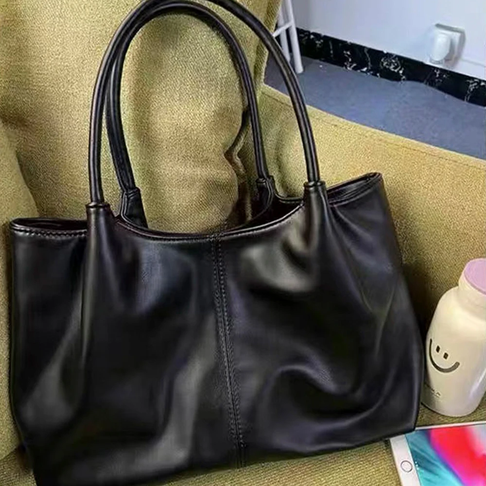 Woman Bag Fashion Shoulder Luxury Brand Messenger Female Chest Classic Large Capacity Crossbody Lady Waist Casual Travel Pack
Woman Bag Fashion Shoulder Luxury Brand Messenger Female Chest Classic Large Capacity Crossbody Lady Waist Casual Travel Pack