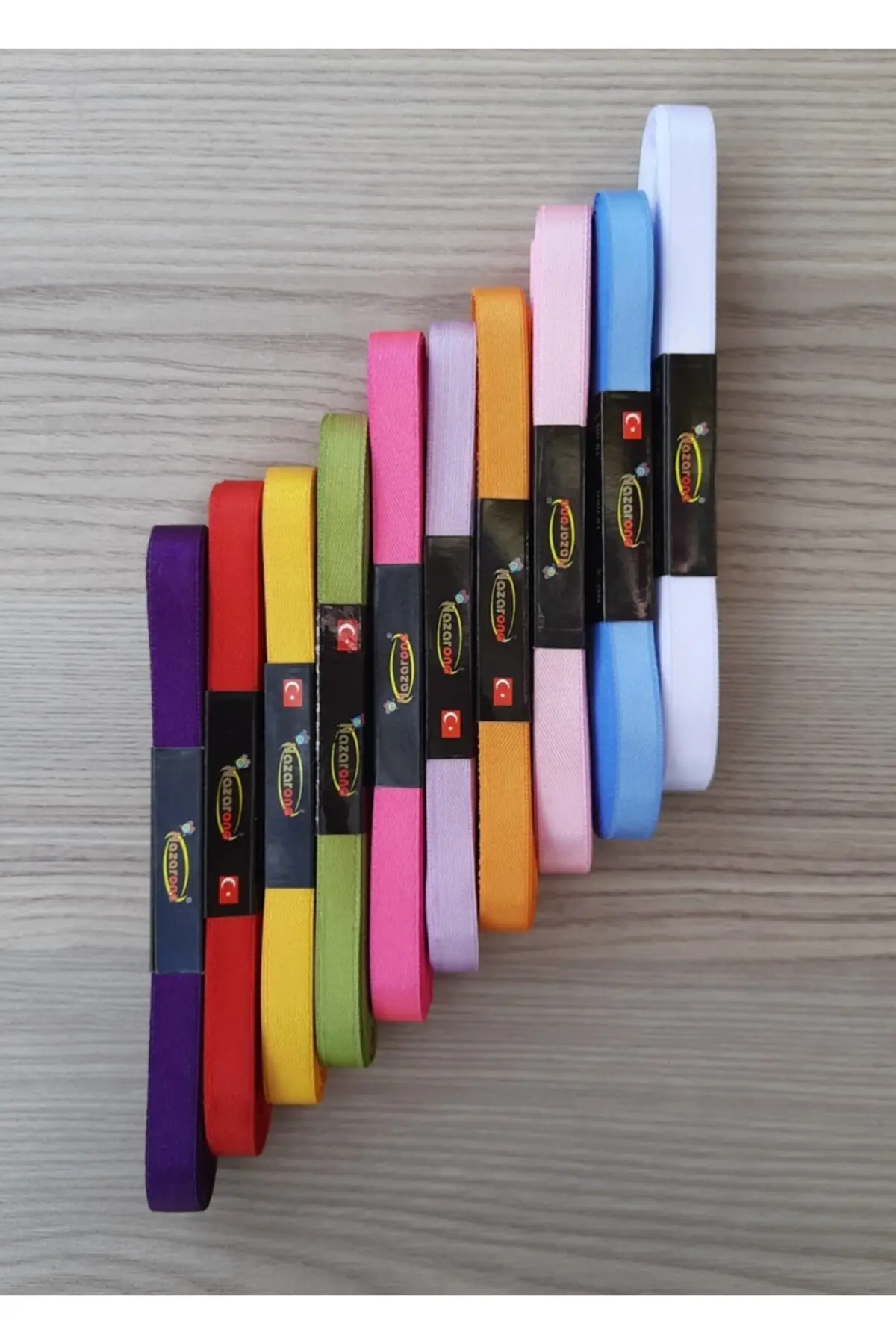 10 шт., атласные ленты Kurdale, 1 см
10 шт., атласные ленты Kurdale, 1 см