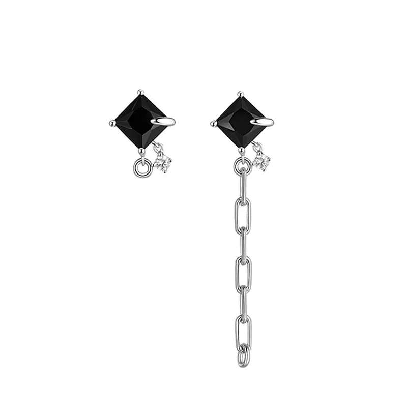 LONDANY earrings Black gemstone stud earrings, cool stud earrings, stylish personality, asymmetrical fringed earrings
LONDANY earrings Black gemstone stud earrings, cool stud earrings, stylish personality, asymmetrical fringed earrings