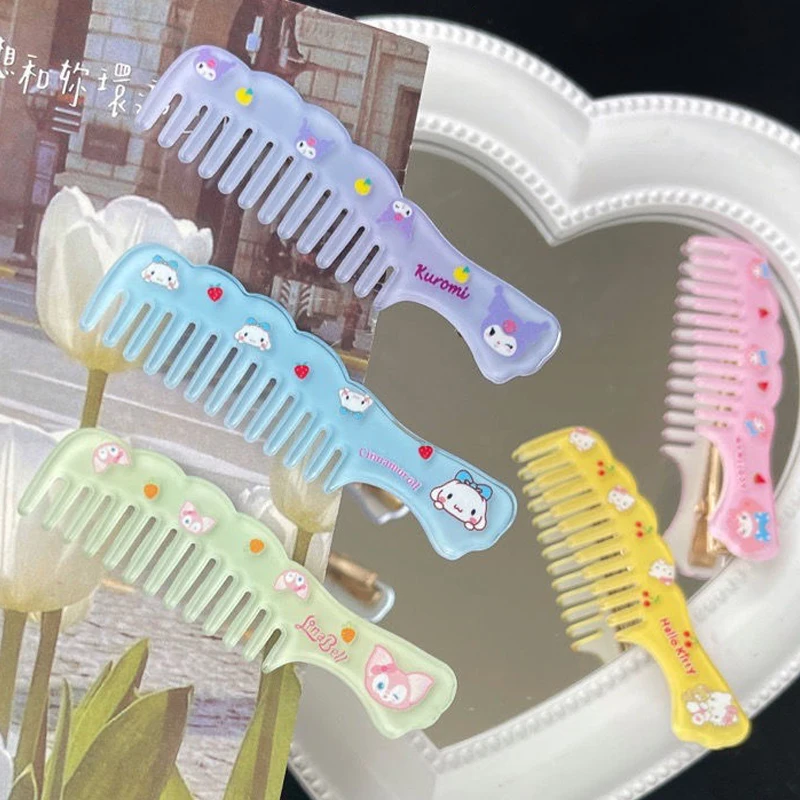 Kawaii Sanrio Hair Clip Cute Little Comb Acrylic Color Cartoon Melody Kuromi Sweet Hair Finishing Portable Comb Hair Headdress
Kawaii Sanrio Hair Clip Cute Little Comb Acrylic Color Cartoon Melody Kuromi Sweet Hair Finishing Portable Comb Hair Headdress