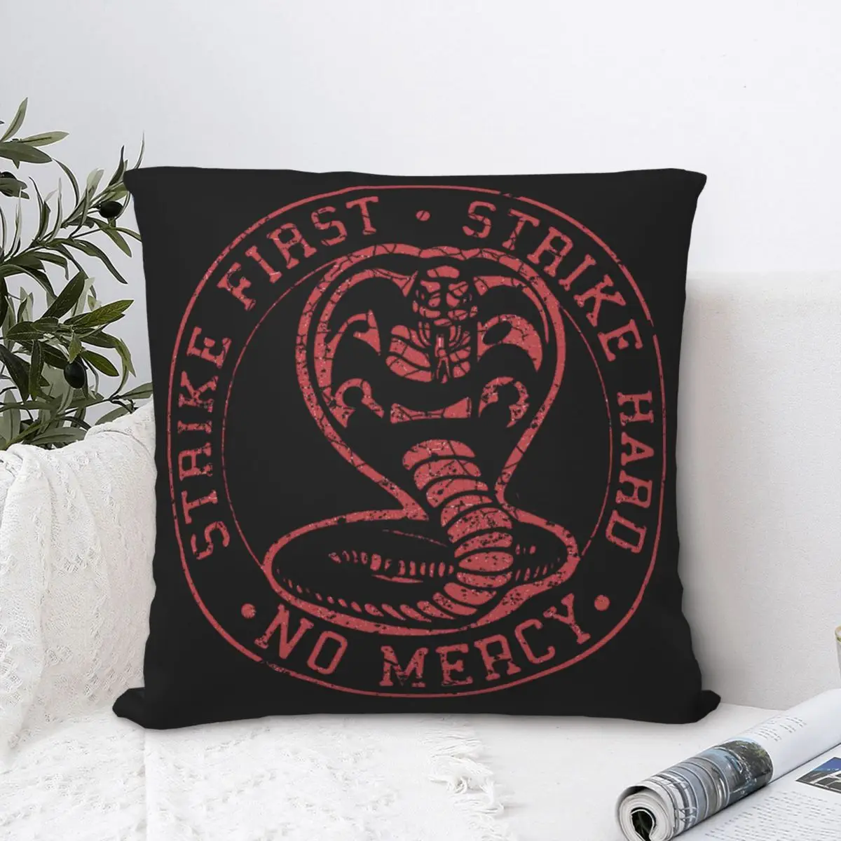 Distressed Logo Polyester Cushion Cover Cobra Kai Martial Arts Comedy Drama Bedroom Chair Decorative Kawaii Coussincase
Distressed Logo Polyester Cushion Cover Cobra Kai Martial Arts Comedy Drama Bedroom Chair Decorative Kawaii Coussincase
