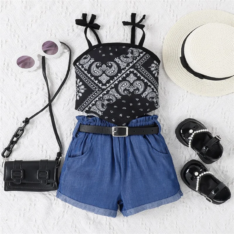 3-7Y Kids Girls Summer Clothes Sets Retro Print Spaghetti Strap Tops Denim Short Pants with Belt Children Fashion Outfits Set
3-7Y Kids Girls Summer Clothes Sets Retro Print Spaghetti Strap Tops Denim Short Pants with Belt Children Fashion Outfits Set