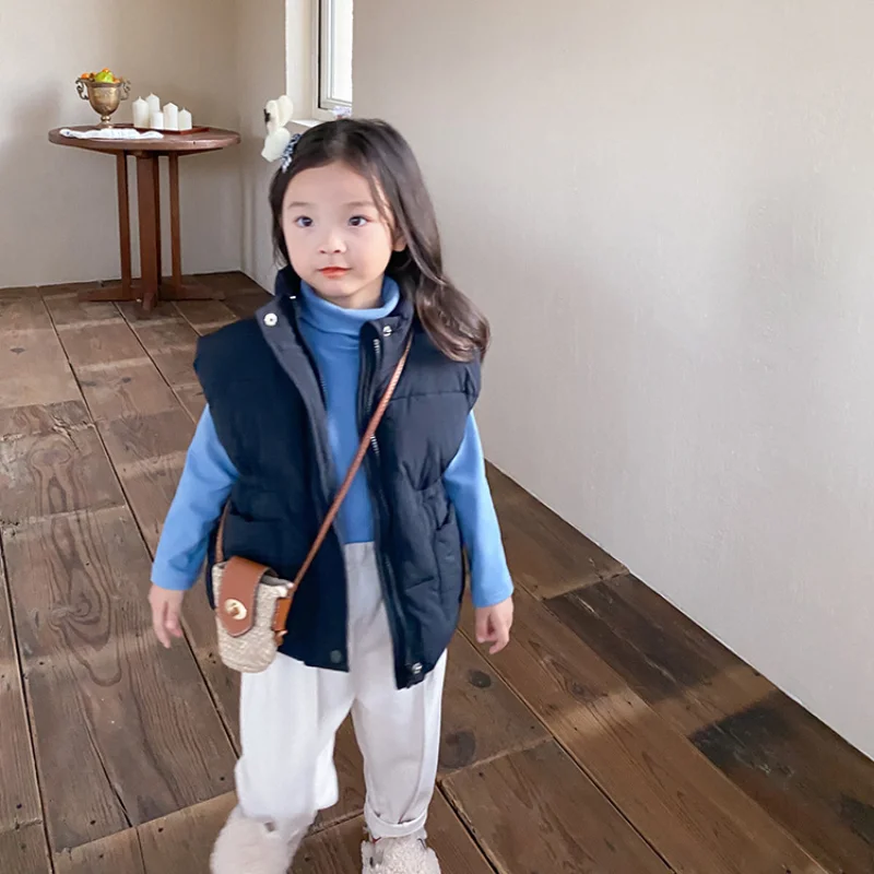 Korean style Winter Kids down cotton Turtleneck Vests Girls Boys thicken warm outerwear
Korean style Winter Kids down cotton Turtleneck Vests Girls Boys thicken warm outerwear