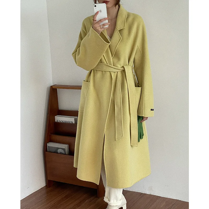French elegant modern loose coat Hepburn wind bathrobe suit is brought the wool tencel cashmere coat
French elegant modern loose coat Hepburn wind bathrobe suit is brought the wool tencel cashmere coat