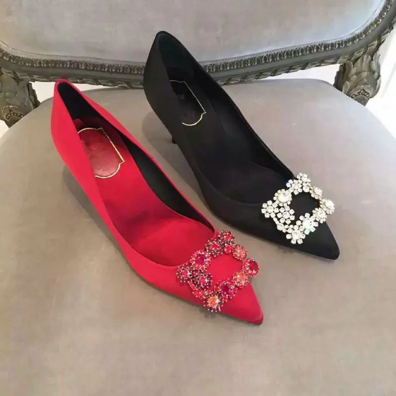 2022 Hot Sales Flowers Crystal Buckle Stud Zapatos Mujer Point Toe Satin Women Pumps High Heels Sexy Party Wedding Lady shoes
2022 Hot Sales Flowers Crystal Buckle Stud Zapatos Mujer Point Toe Satin Women Pumps High Heels Sexy Party Wedding Lady shoes