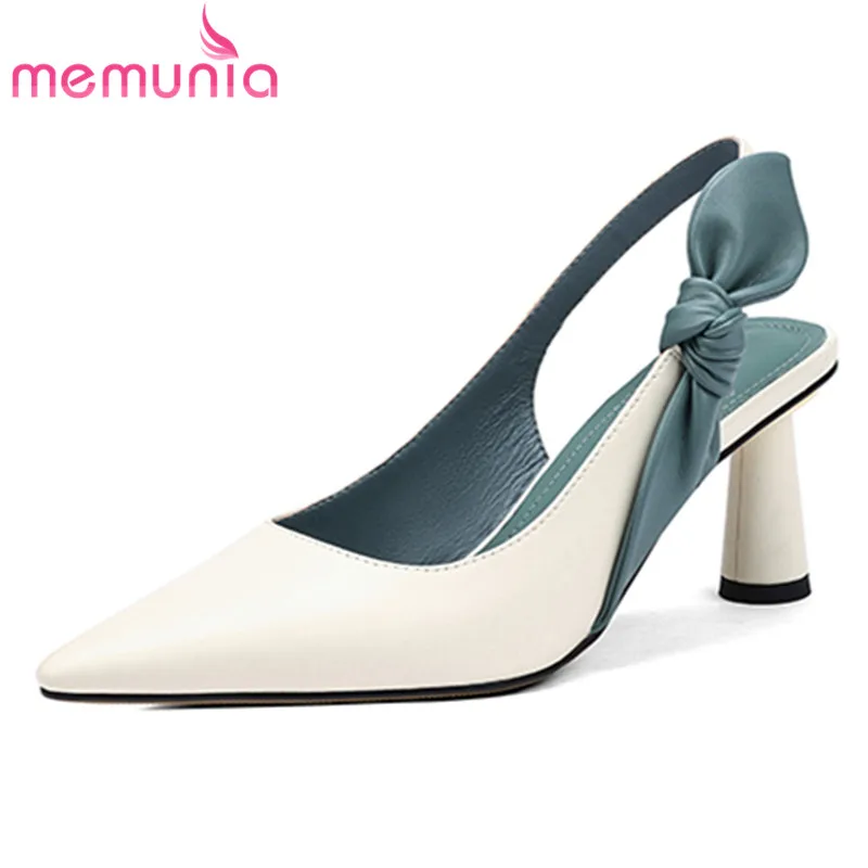 MEMUNIA 2022 New Hot Sale Genuine Leather Sandals Woman Round High Heels Shoes Concise Summer Ladies Dress Shoes
MEMUNIA 2022 New Hot Sale Genuine Leather Sandals Woman Round High Heels Shoes Concise Summer Ladies Dress Shoes