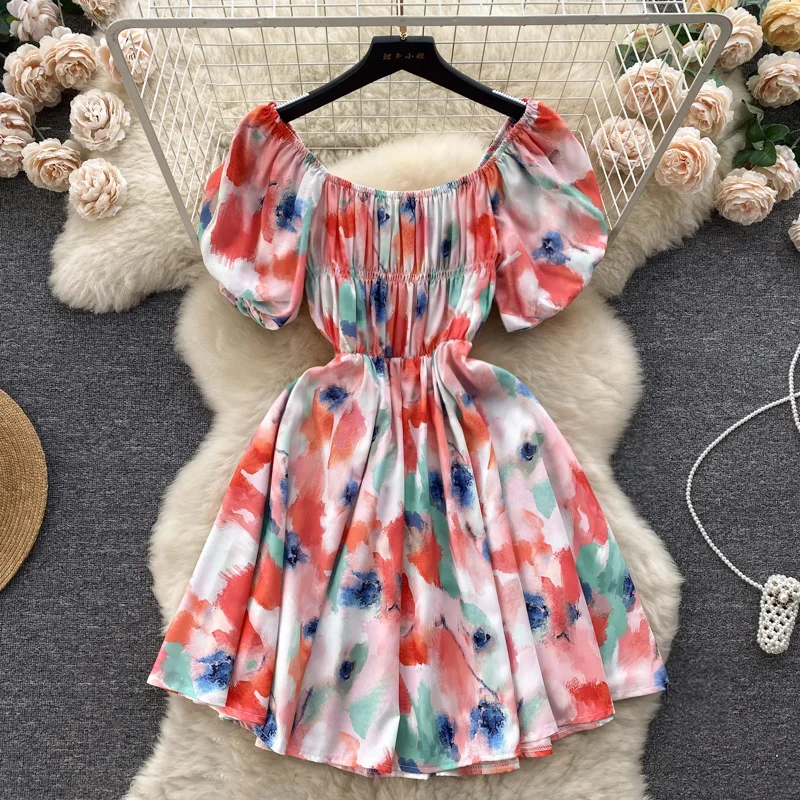Summer Tea Break One Line Neck Fragmented Flower Dress with Bubble Sleeves and Folded Waist Small Crowd Kikyo Skirt
Summer Tea Break One Line Neck Fragmented Flower Dress with Bubble Sleeves and Folded Waist Small Crowd Kikyo Skirt