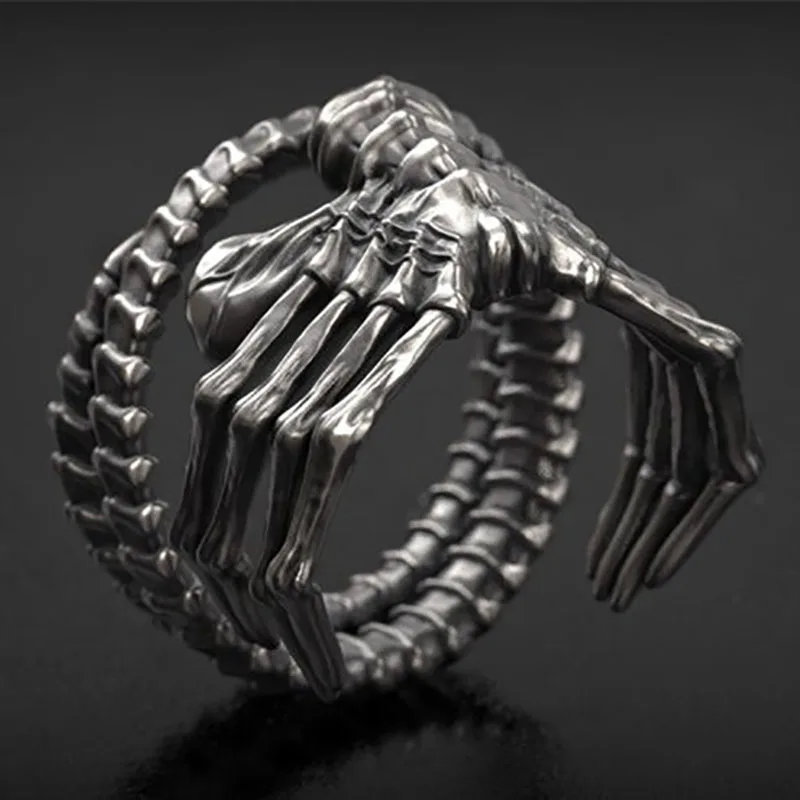 New Vintage Silver Color Skull Devil's Claw Rings For Men And Women Punk Fashion Jewelry Biker Party Gift Retro Skeleton Ring
New Vintage Silver Color Skull Devil's Claw Rings For Men And Women Punk Fashion Jewelry Biker Party Gift Retro Skeleton Ring