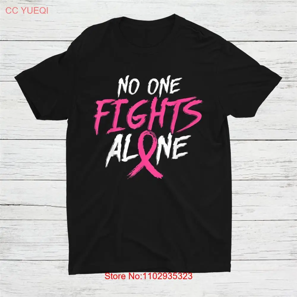 Футболка No One Fight Alone с розовой лентой и месяцем осведомленности о раке молочной