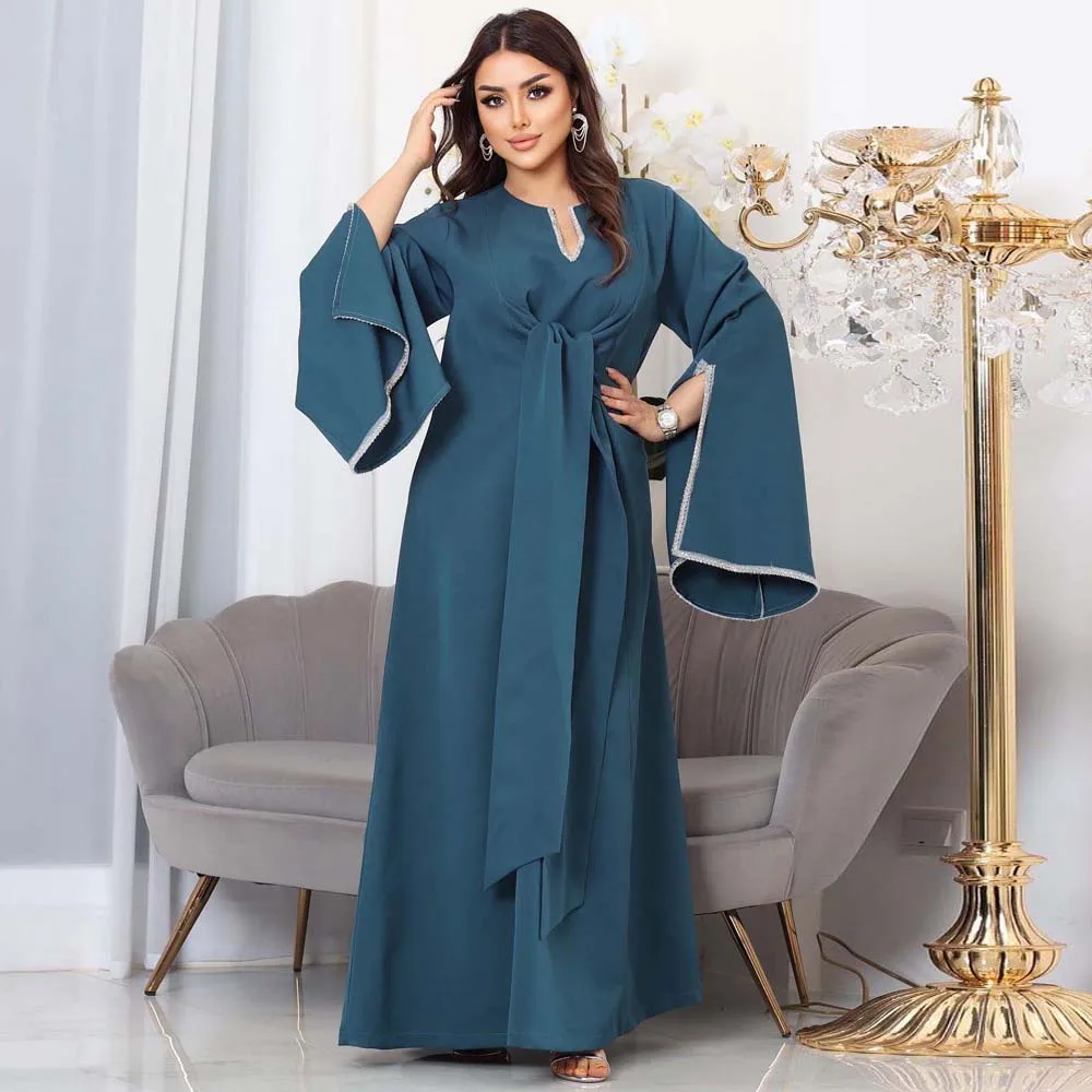 Muslim Women Fashion Dress Middle East Lantern Sleeve Spring Summer Pullover Casual Blue Southeast Asian Women's Clothing 2022
Muslim Women Fashion Dress Middle East Lantern Sleeve Spring Summer Pullover Casual Blue Southeast Asian Women's Clothing 2022