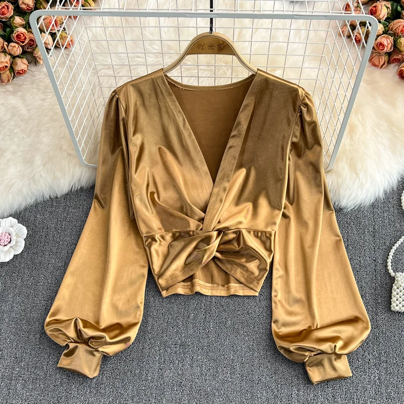 Women's Retro Blouse V-Neck Puff Sleeve Tops Loose All-Match Cross Wrapped Tops Shirt Solid Color 2022 Spring New Shirts
Women's Retro Blouse V-Neck Puff Sleeve Tops Loose All-Match Cross Wrapped Tops Shirt Solid Color 2022 Spring New Shirts