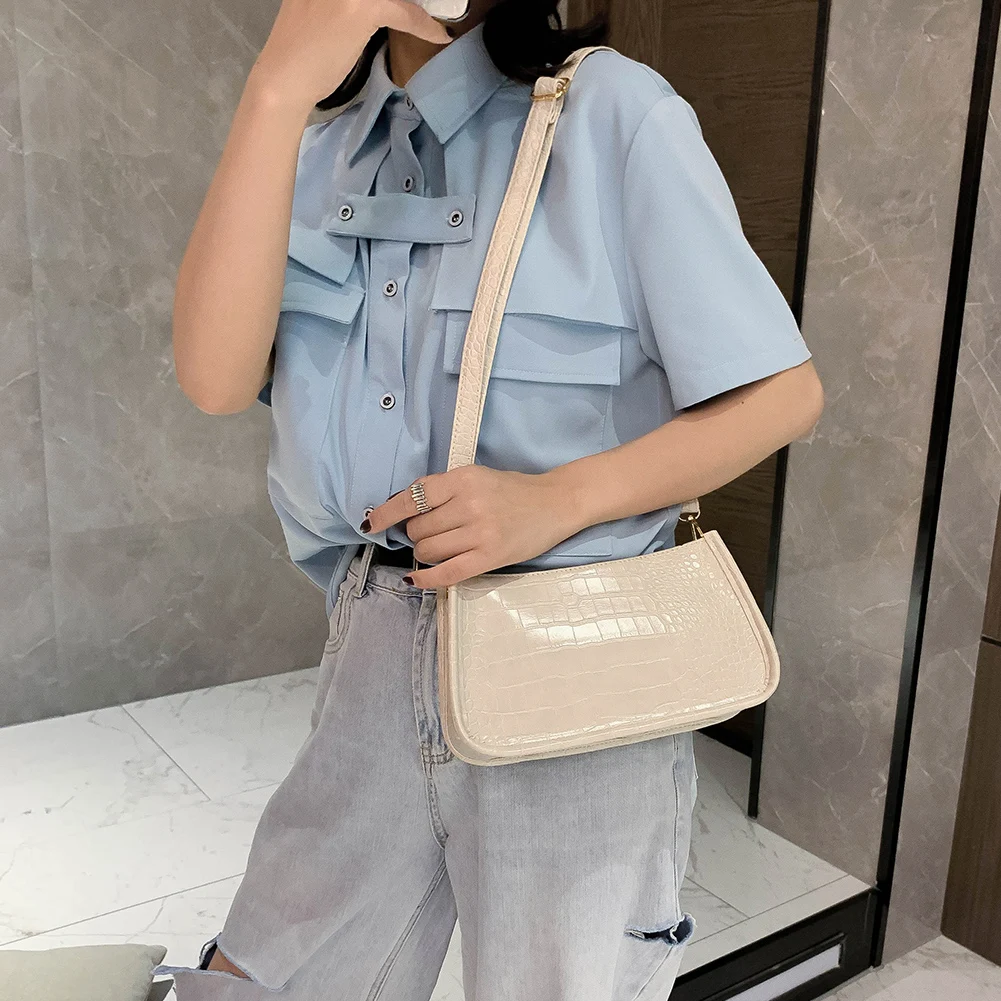 Casual PU Leather Sling Handbag Purse Women Elegant Chain Shoulder Crossbody Bag Popular Simple Female Daily Bag
Casual PU Leather Sling Handbag Purse Women Elegant Chain Shoulder Crossbody Bag Popular Simple Female Daily Bag