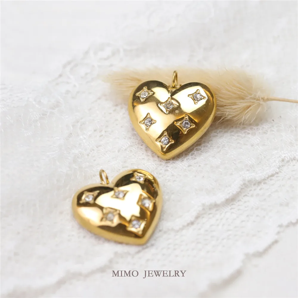 Titanium steel furnace gold-plated zircon inlaid three-dimensional heart european-American style pendant DIY accessories
Titanium steel furnace gold-plated zircon inlaid three-dimensional heart european-American style pendant DIY accessories