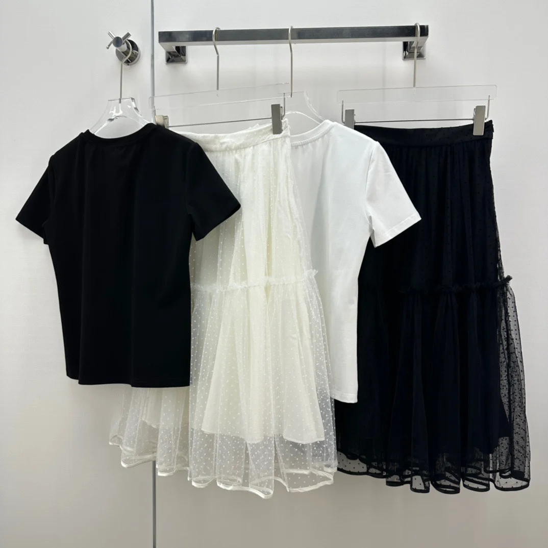 European station casual suit 23 Spring and Summer New Products Pentagram Letter Embroidery Hot drill T-shirt Top skirt
European station casual suit 23 Spring and Summer New Products Pentagram Letter Embroidery Hot drill T-shirt Top skirt