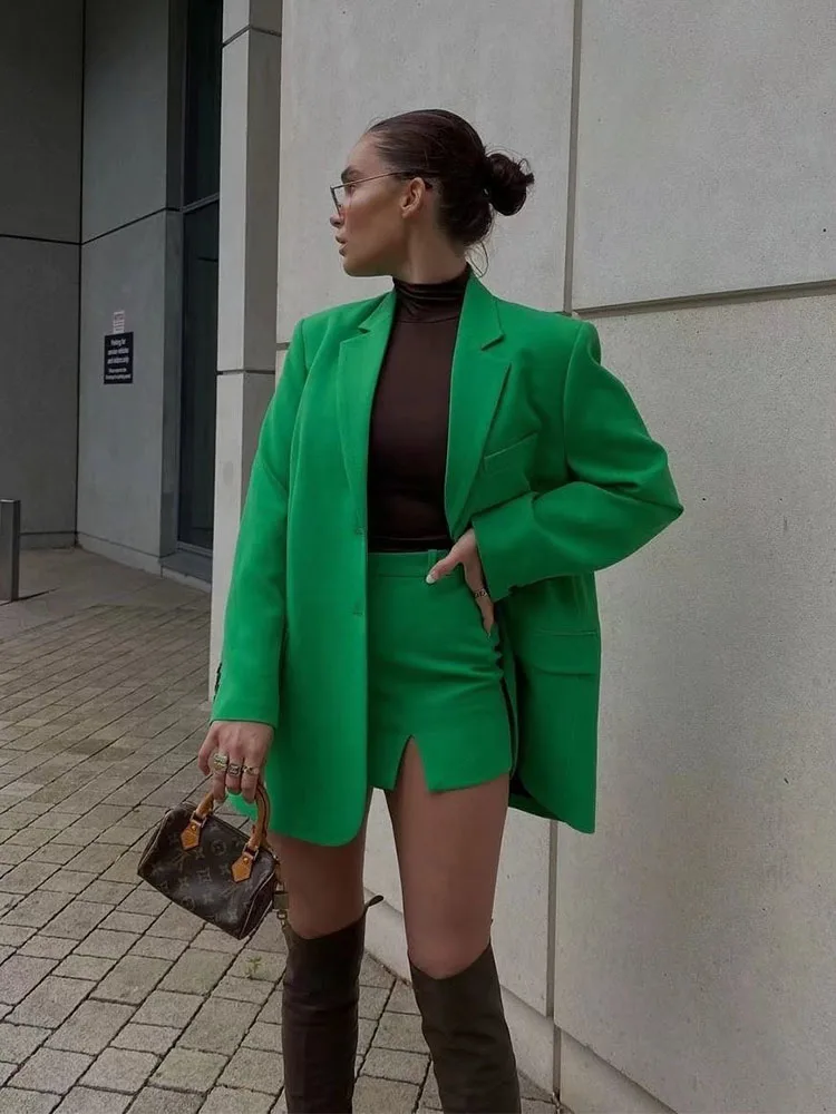BM&MD&ZA Women Fashion Single Breasted Pocket Straight Blazer Coat Vintage Long Sleeve Back Vents Female Outerwear 9018/707
BM&MD&ZA Women Fashion Single Breasted Pocket Straight Blazer Coat Vintage Long Sleeve Back Vents Female Outerwear 9018/707