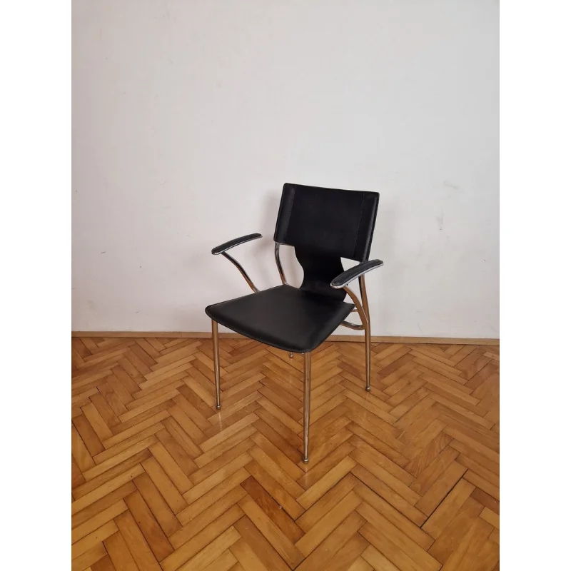 Стул Stay Bauhaus/офисное кресло/дизайнерское кресло/черное кресло/хромированное кресло/1990s/90s
Стул Stay Bauhaus/офисное кресло/дизайнерское кресло/черное кресло/хромированное кресло/1990s/90s