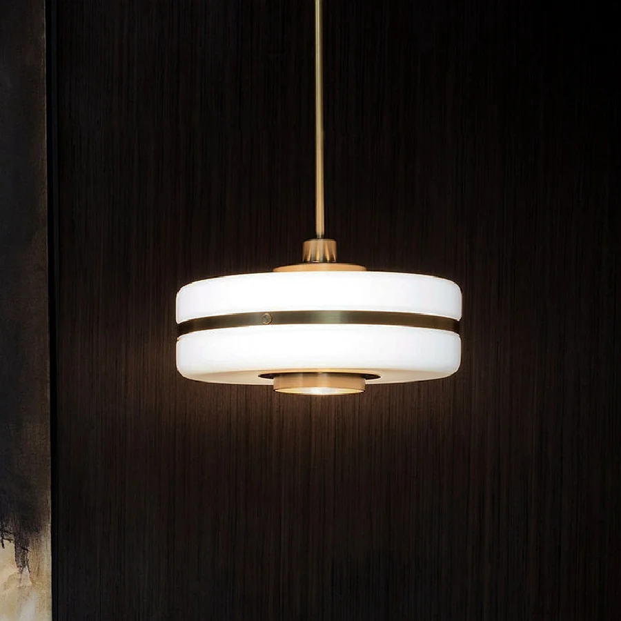 Modern LED Glass Gold Pendant Lights Gold long wire light Kitchen Living Room suspension light Home Decor nordic design lamp
Modern LED Glass Gold Pendant Lights Gold long wire light Kitchen Living Room suspension light Home Decor nordic design lamp