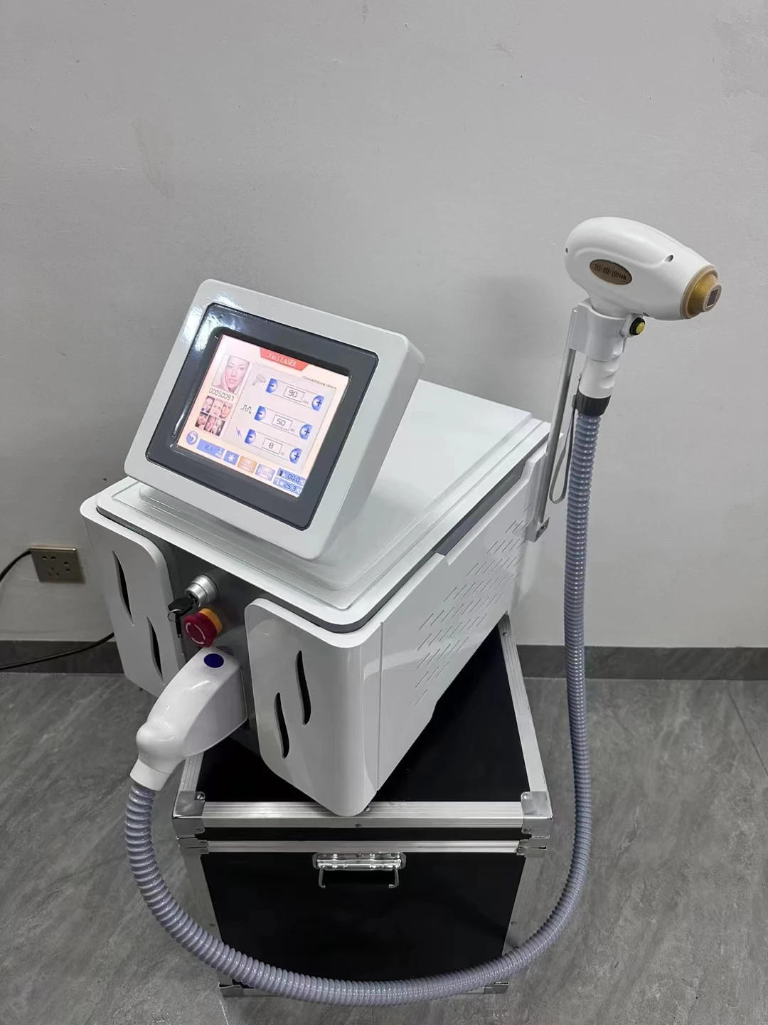 

3 wavelength 808nm diode laser beauty machine commercial 808 laser hair removal machine price