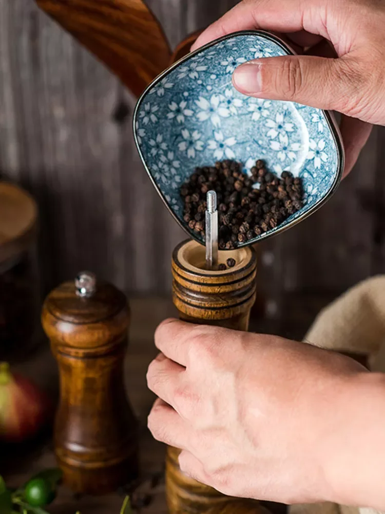 5" 8" 10" Salt and Pepper Grinder, Solid Wood Spice Pepper Mill with Strong Adjustable Ceramic Grinder Kitchen Cooking Tools
5" 8" 10" Salt and Pepper Grinder, Solid Wood Spice Pepper Mill with Strong Adjustable Ceramic Grinder Kitchen Cooking Tools
