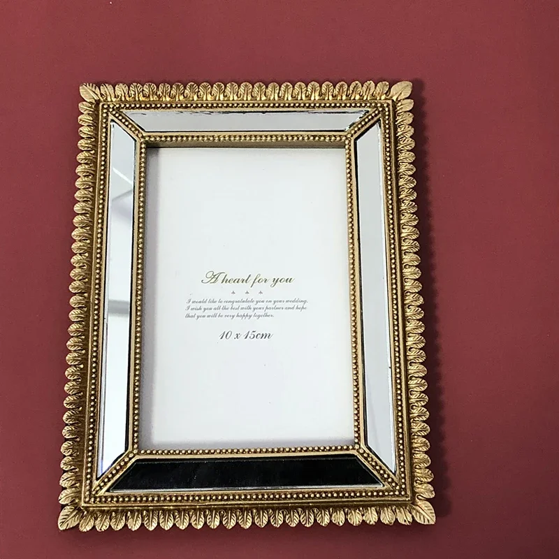 Зеркальная стеклянная фоторамка, 6-дюймовая платформа, винтажная резная четырехлистная клеверная платформа, высококачественная изысканная фоторамка, украшение дома
Зеркальная стеклянная фоторамка, 6-дюймовая платформа, винтажная резная четырехлистная клеверная платформа, высококачественная изысканная фоторамка, украшение дома