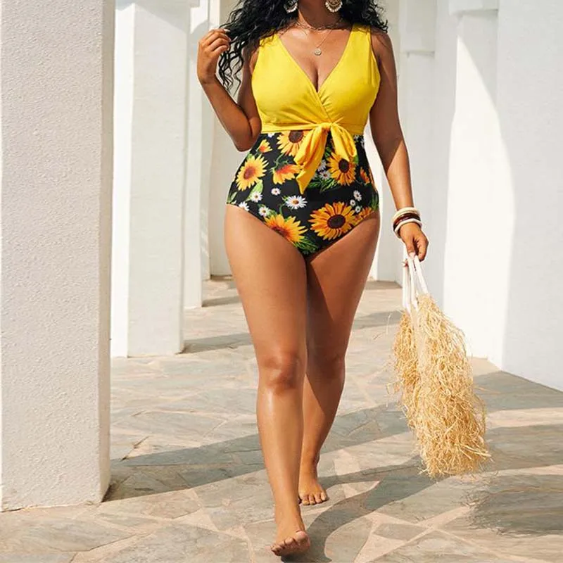 Plus Size Bikini Sexy One Piece Swimsuits Female Shoulder Floral Women Swimwear Push Up Bathing Suits Bodysuits Beach Wear Ruffl
Plus Size Bikini Sexy One Piece Swimsuits Female Shoulder Floral Women Swimwear Push Up Bathing Suits Bodysuits Beach Wear Ruffl