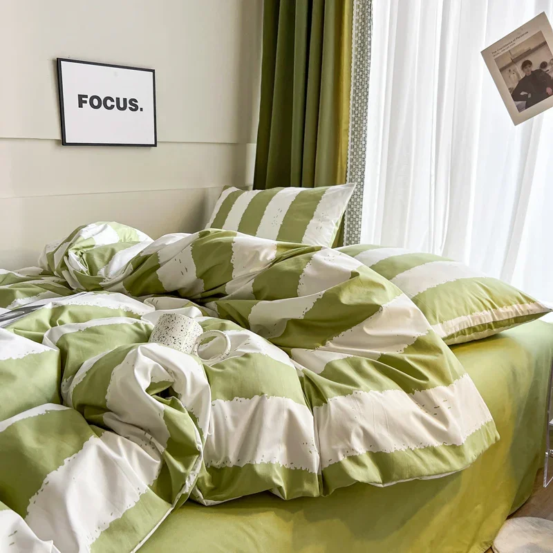 Ins Light Luxury Retro Style Small Fresh Thick Strip Four-piece Bedding Student Dormitory Three-piece Set
Ins Light Luxury Retro Style Small Fresh Thick Strip Four-piece Bedding Student Dormitory Three-piece Set