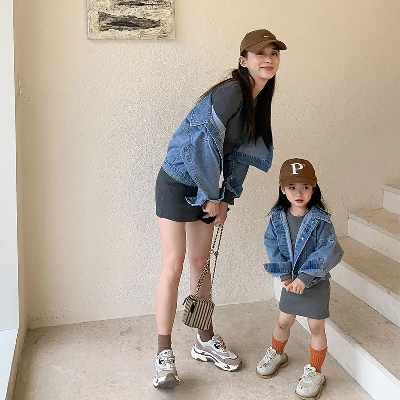 Family Matching Outfits Mother Kids Korean Kids Autumn Casual Denim Jacket Stretch Knit Skirt Set Clothing for Girl Baby Clothes
Family Matching Outfits Mother Kids Korean Kids Autumn Casual Denim Jacket Stretch Knit Skirt Set Clothing for Girl Baby Clothes